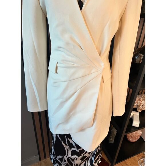 Zara Draped Blazer Mini Dress Wrap White SIZE XS BLOGGERS FAVORITE - Picture 3 of 8